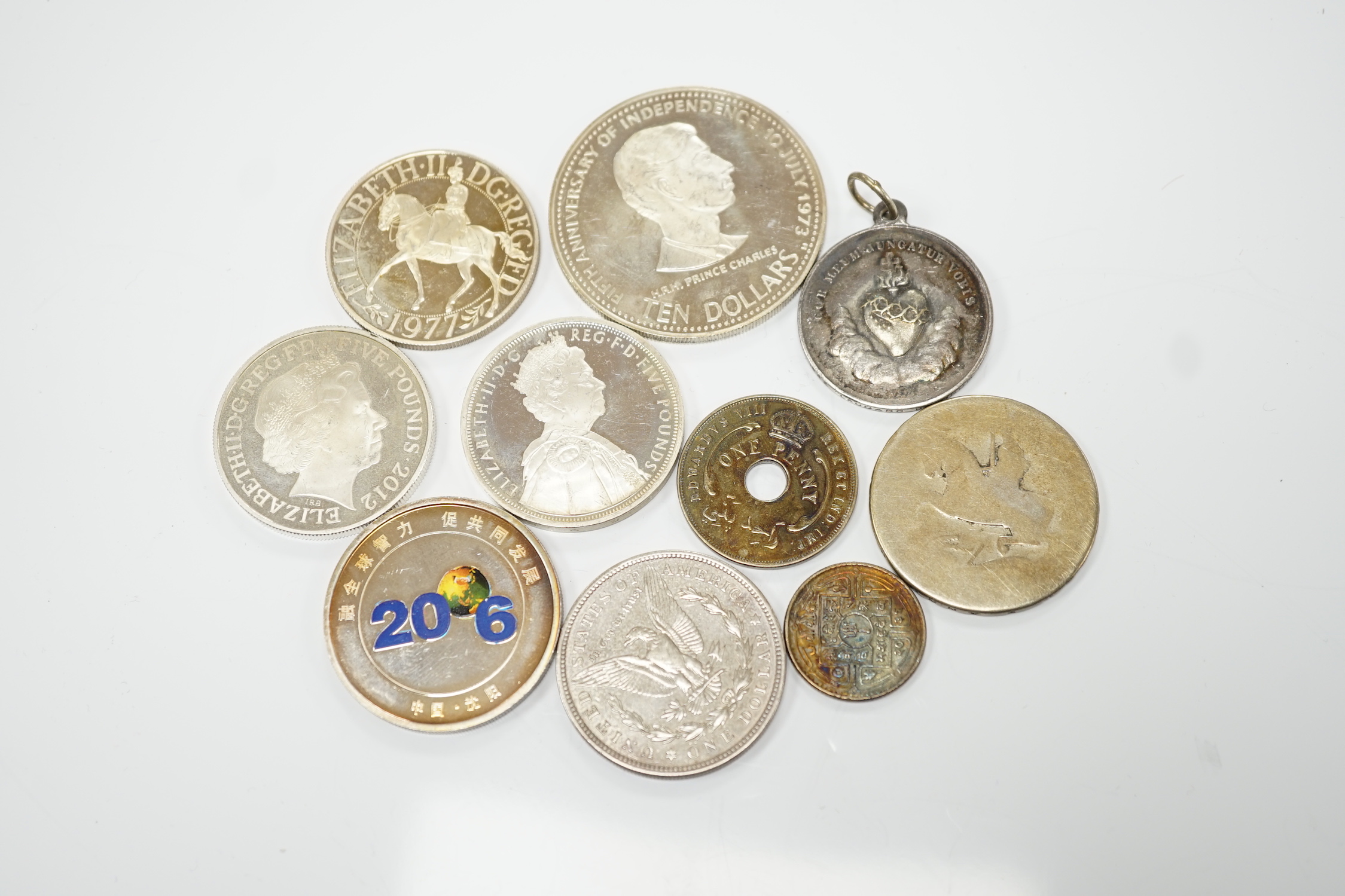 A quantity of various assorted coins